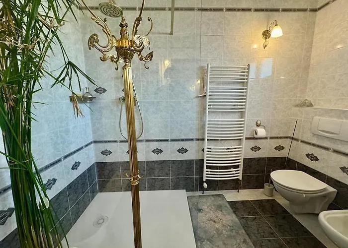 Villa Peaceful & Spacious With A Beautiful Garden Lubiana