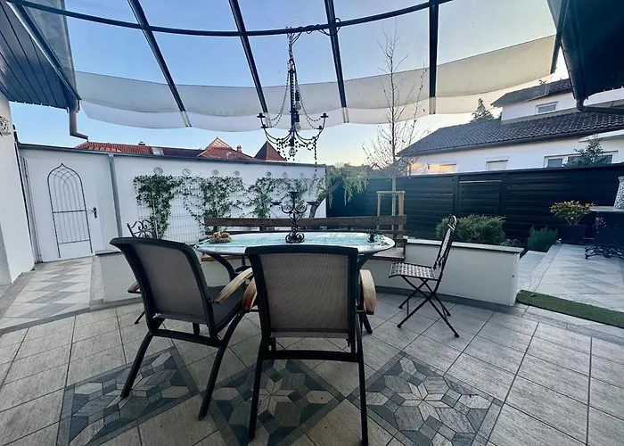 Villa Peaceful & Spacious With A Beautiful Garden *