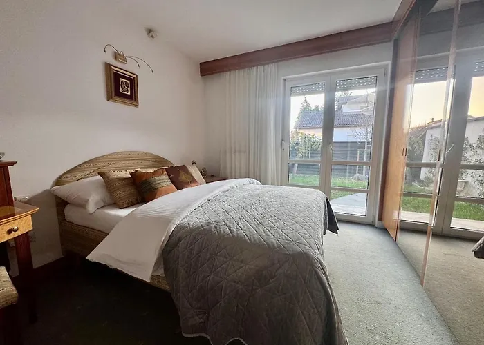 Peaceful & Spacious With A Beautiful Garden * Lublaň