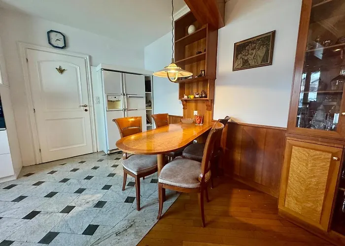 Peaceful & Spacious With A Beautiful Garden